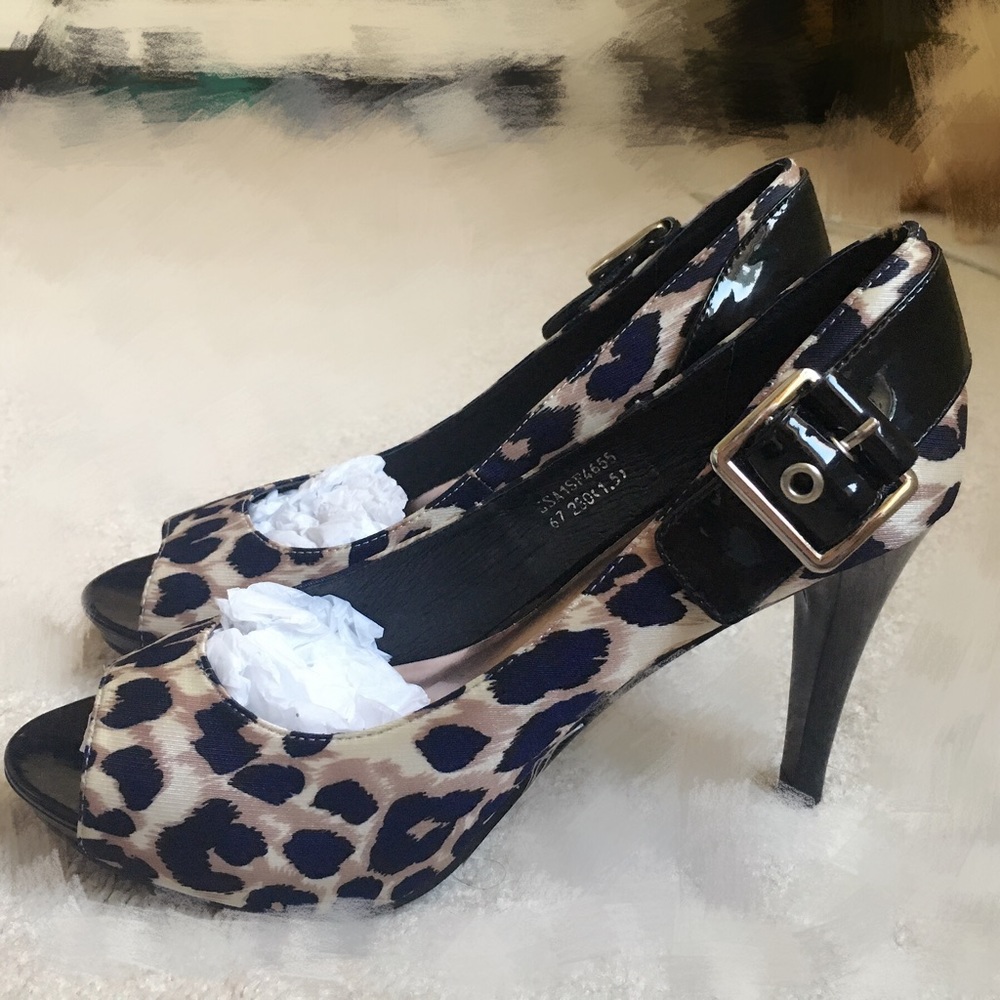 Good Deal! Brand new gorgeous high heels